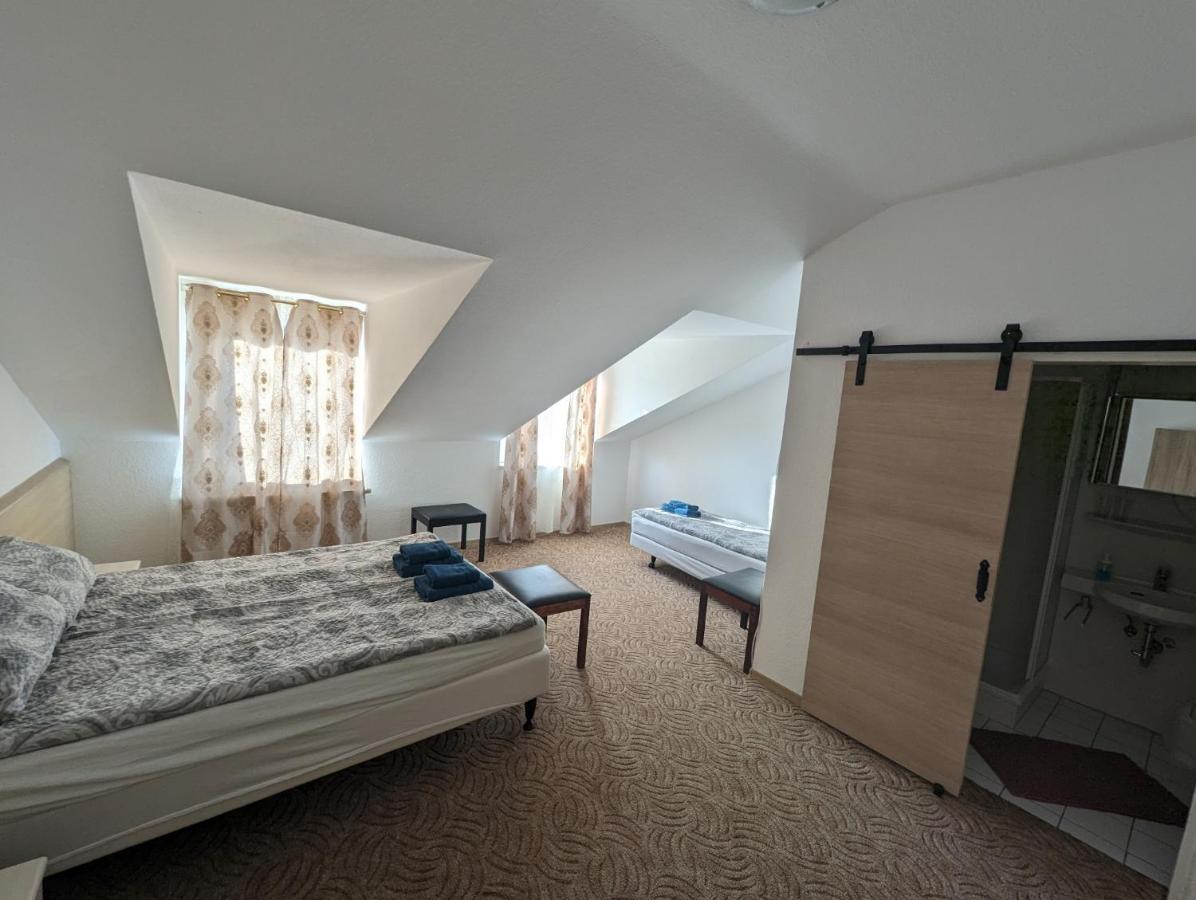 Gaestehaus Hotel Altena